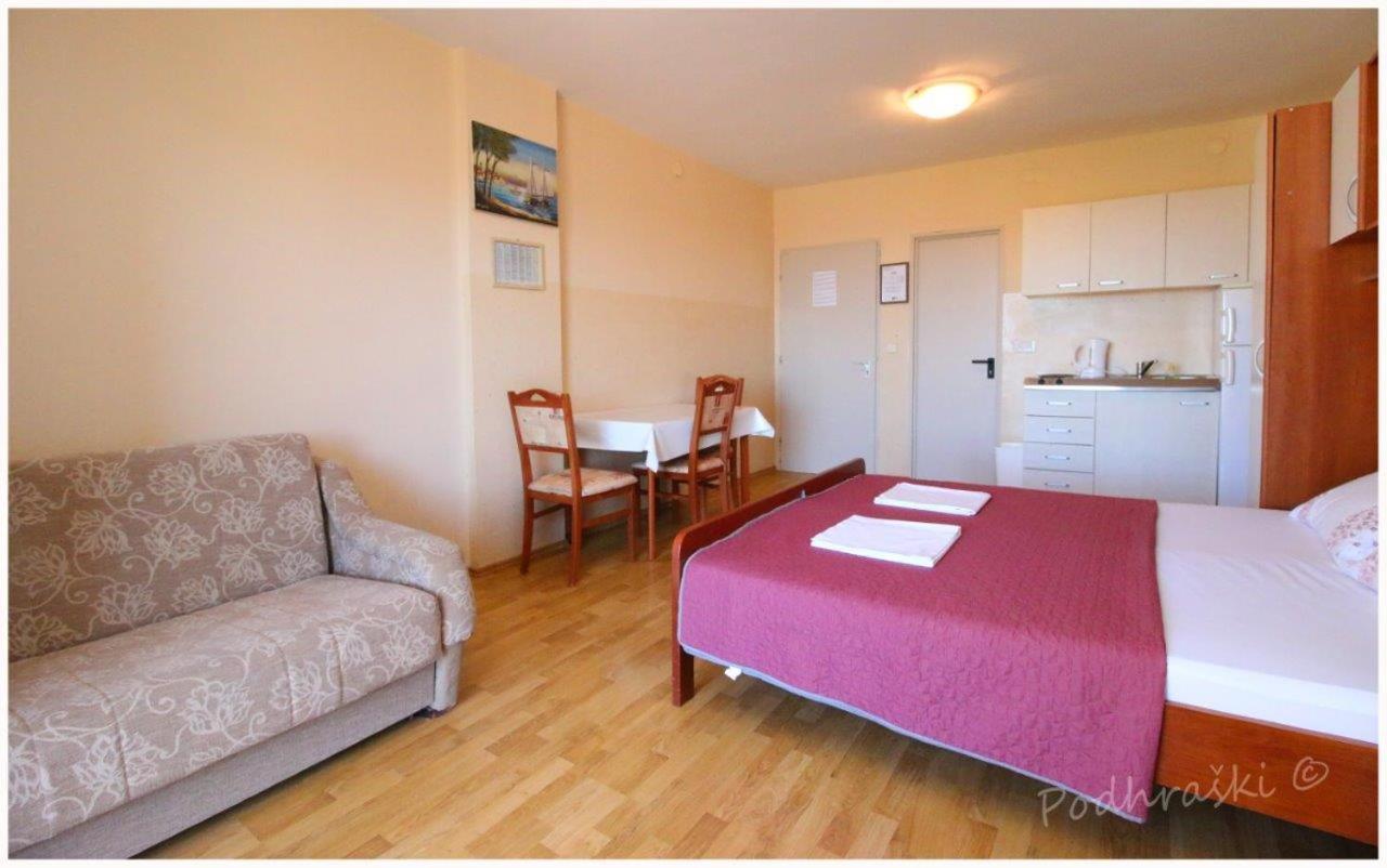 Primosten Apartments Luaran gambar