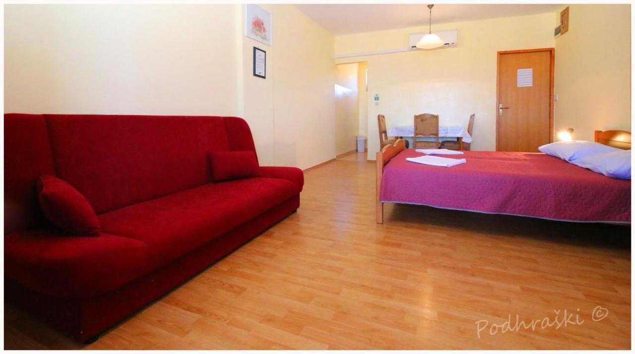 Primosten Apartments Luaran gambar