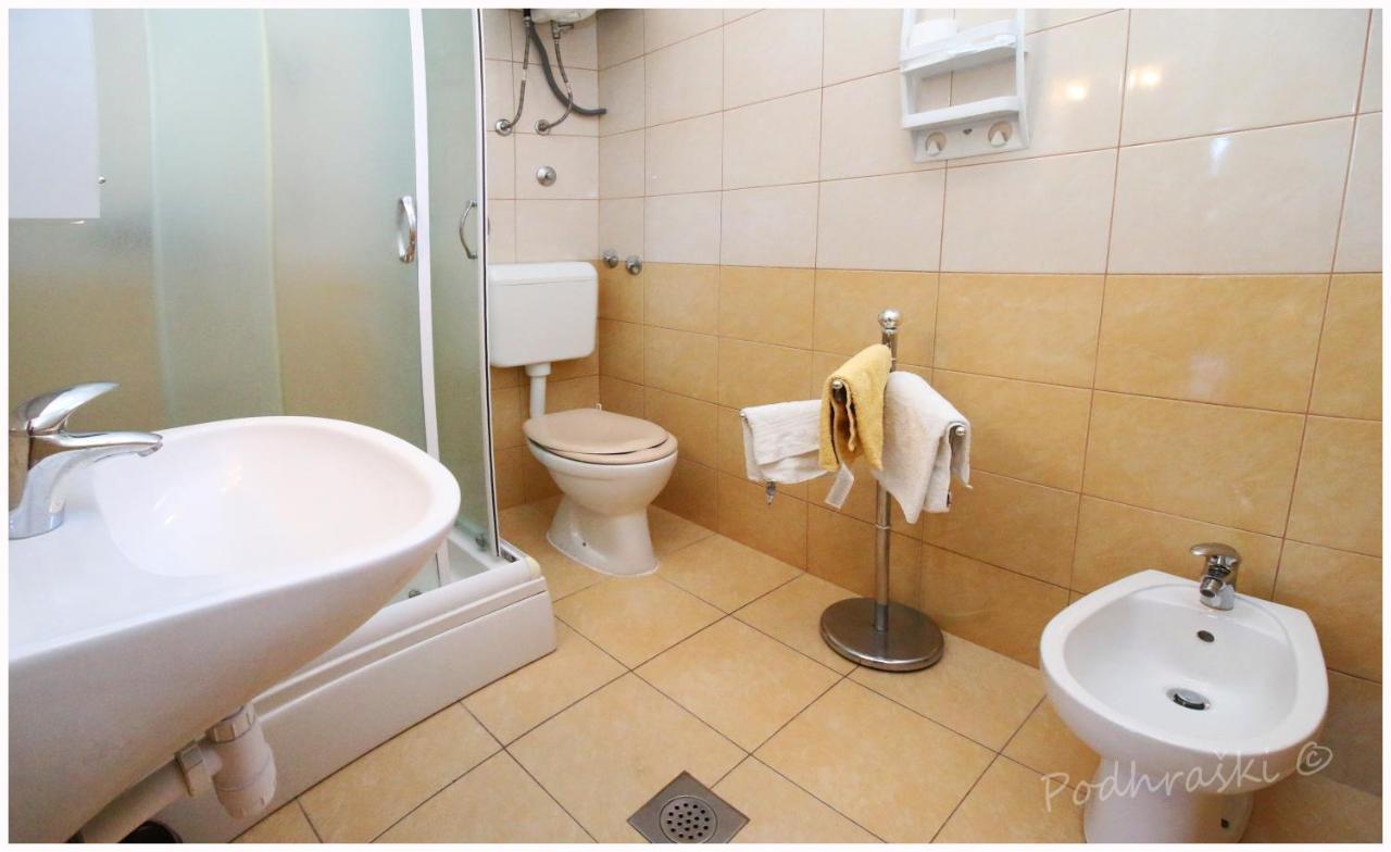 Primosten Apartments Luaran gambar